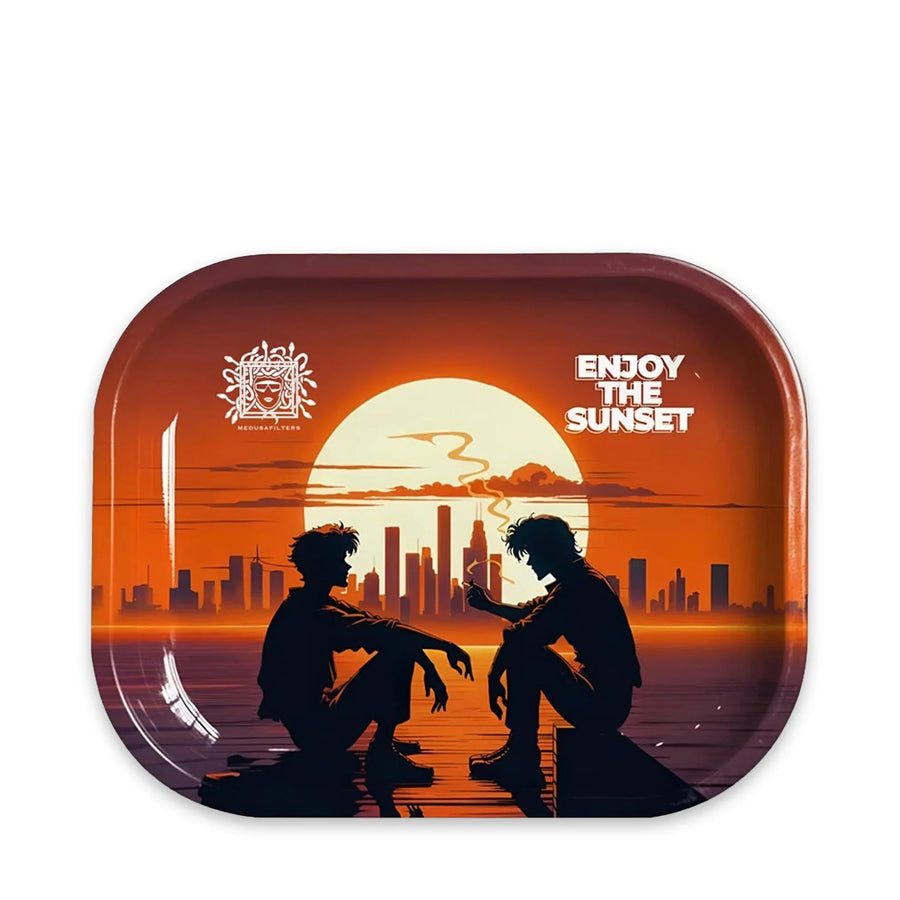 Medusafilters Rolling Tray S in SUNSET mit Skyline im Sonnenuntergang, 180 × 125 mm